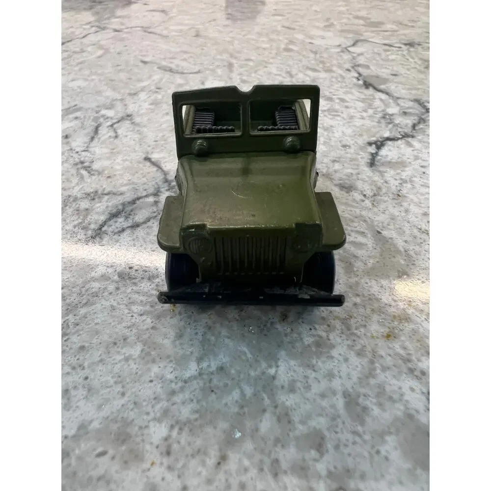 MATCHBOX Superfast Armoured Jeep Lesney No. 38 1976 Made in England JL